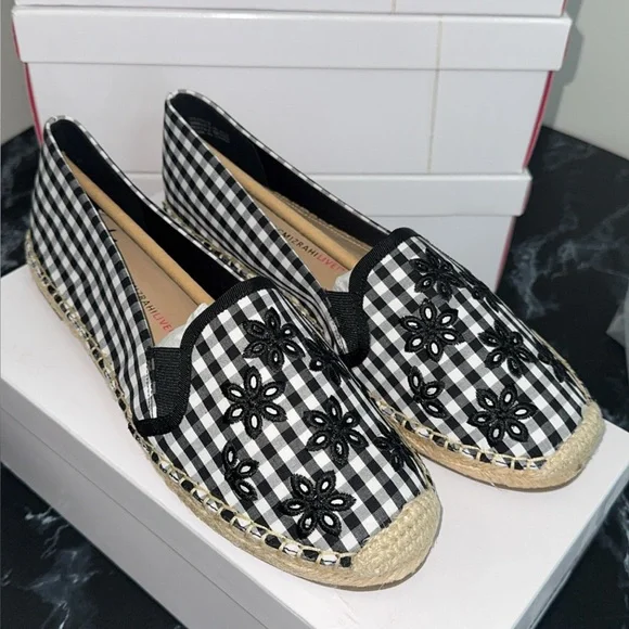 Isaac Mizrahi Live! Gingham Espadrilles Eyelet Embroidery Black Shoes AUTHENTIC - Picture 3 of 9